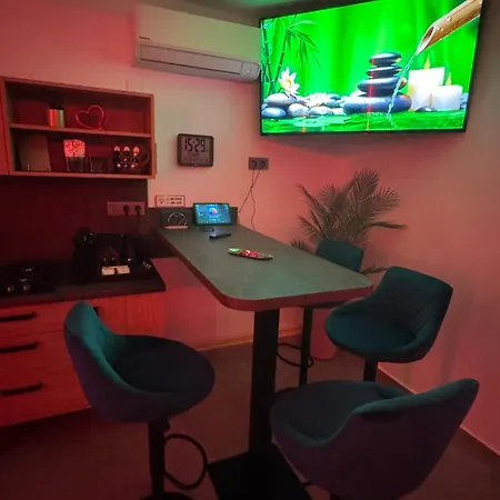 App With Jacuzzi & Ev Charging Near Ljubljana, Bled Apartament Zabnica